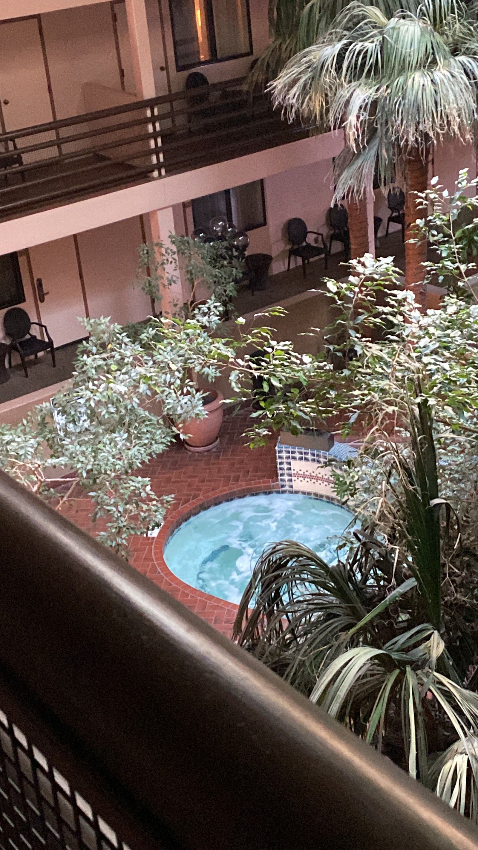 Grand Canyon plaza hotel apartment