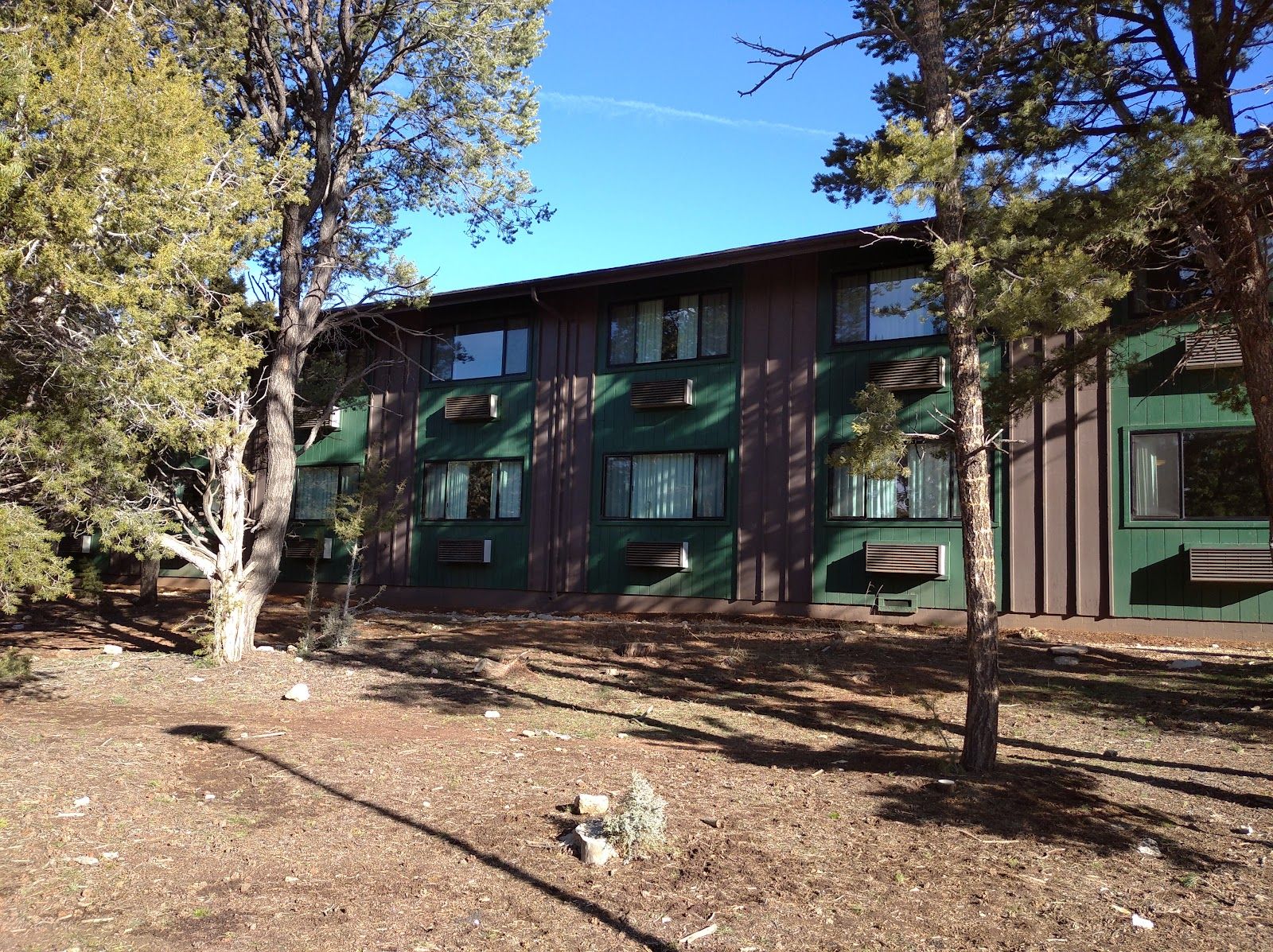 Yavapai Lodge East Building #5
